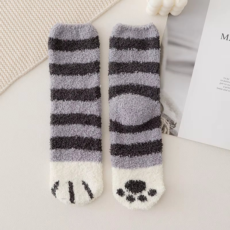 Cozy Cat Claw Coral Velvet Socks - Perfect for Women and Kids, Thickened Mid-Calf Sleep & Home Floor Socks for Autumn & Winter