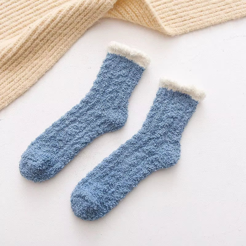 Cozy Cat Claw Coral Velvet Socks - Perfect for Women and Kids, Thickened Mid-Calf Sleep & Home Floor Socks for Autumn & Winter