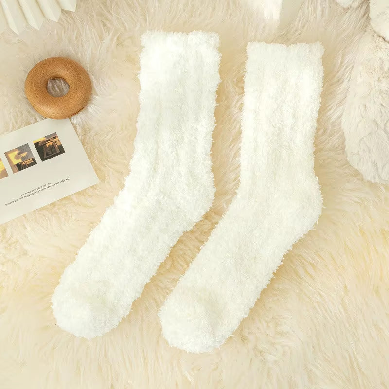 Cozy Cat Claw Coral Velvet Socks - Perfect for Women and Kids, Thickened Mid-Calf Sleep & Home Floor Socks for Autumn & Winter