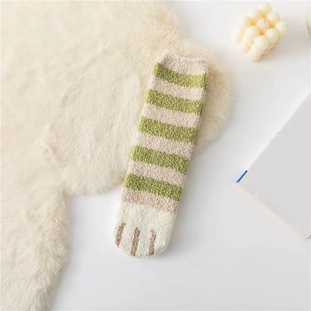 Cozy Cat Claw Coral Velvet Socks - Perfect for Women and Kids, Thickened Mid-Calf Sleep & Home Floor Socks for Autumn & Winter